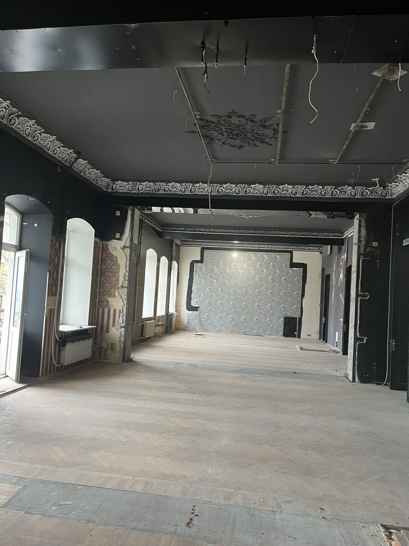 Продам фасадное помещение в центре на  Еврейской 310 кв.м ID 53999 (Фото 1)