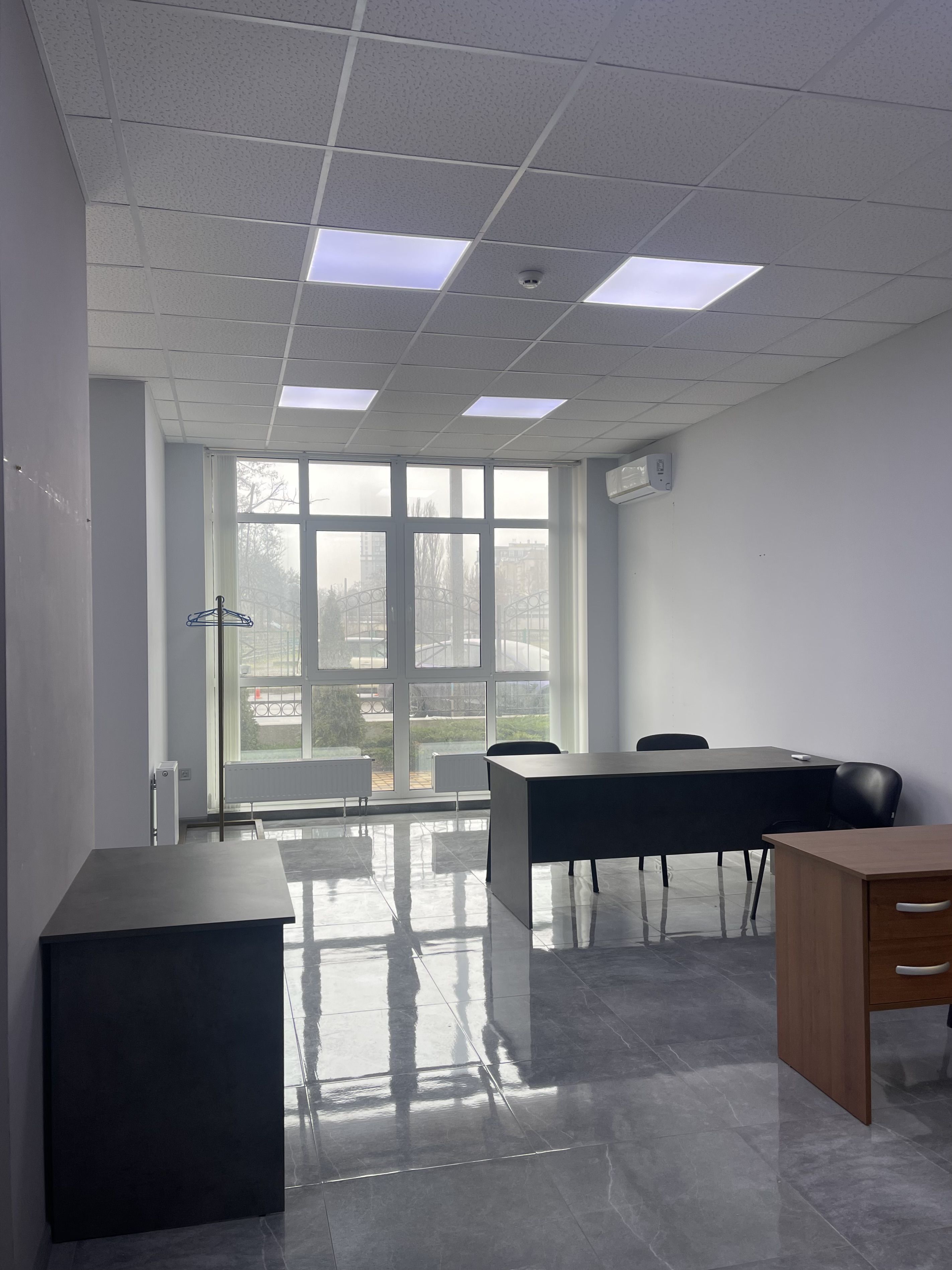 Продам офисное помещение с отдельным входом на Французском бульваре ID 54000 (Фото 2)