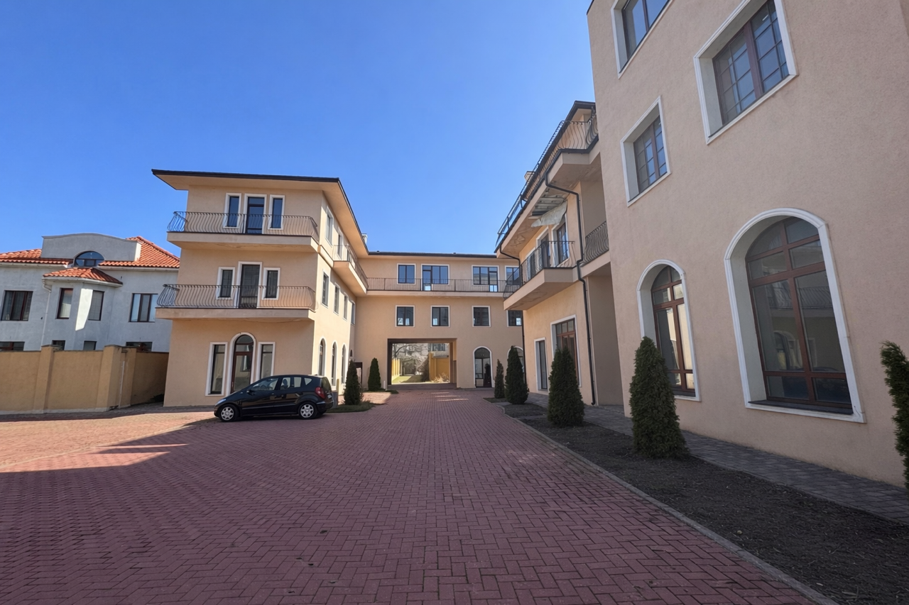 Продажа комплекса зданий, ул. Шишкина ID 54122 (Фото 1)