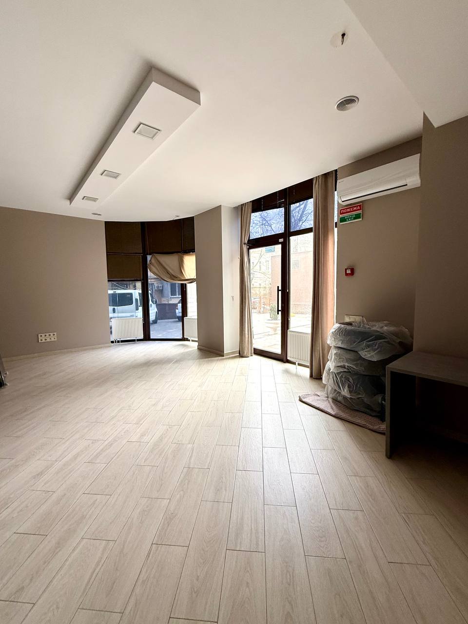 Аренда офиса 150 м² на Французском бульваре в ЖК "Крит" ID 54159 (Фото 4)