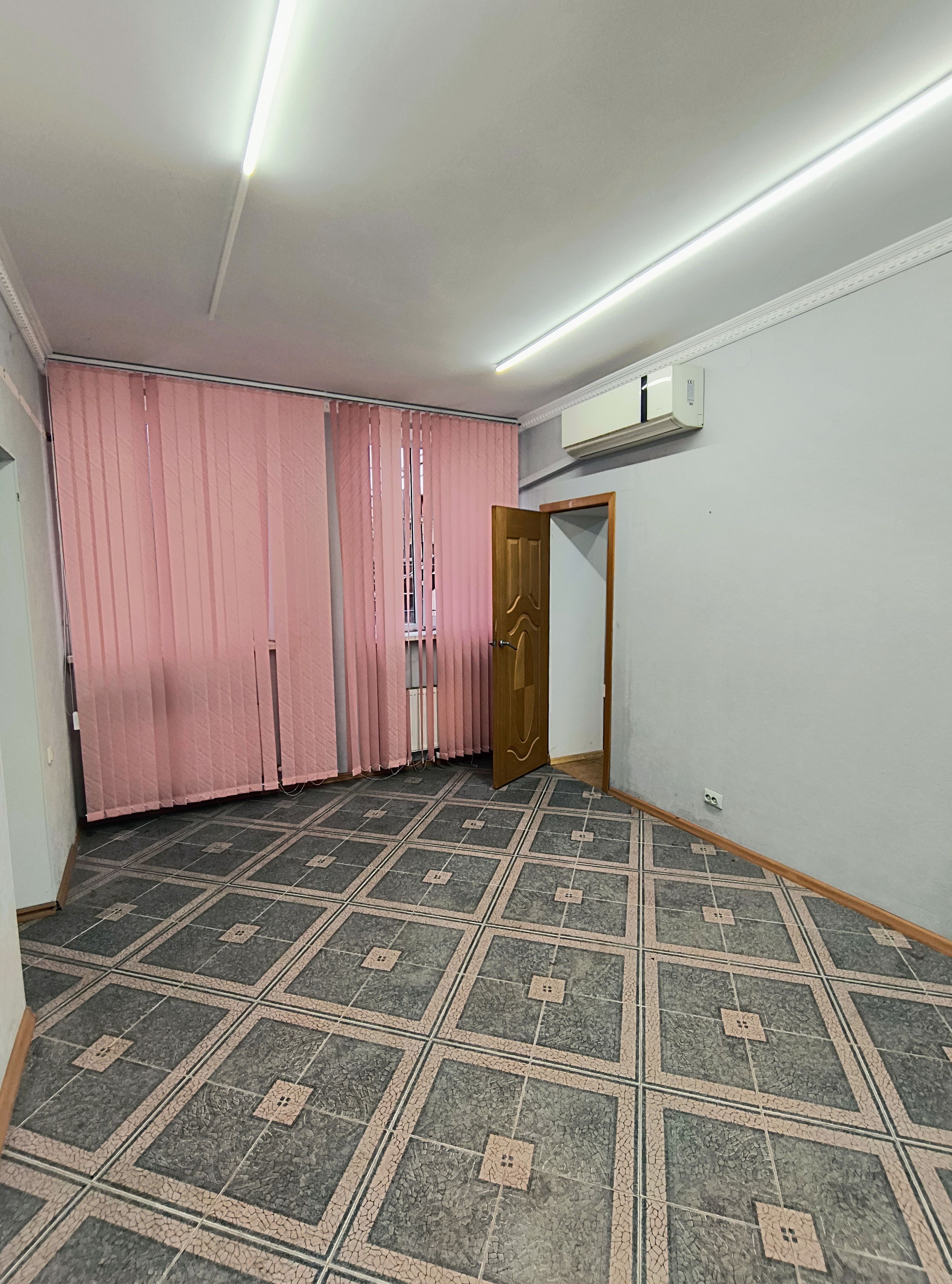 Предлагается в продажу помещение с высоким арендным потенциалом.  ID 54162 (Фото 12)