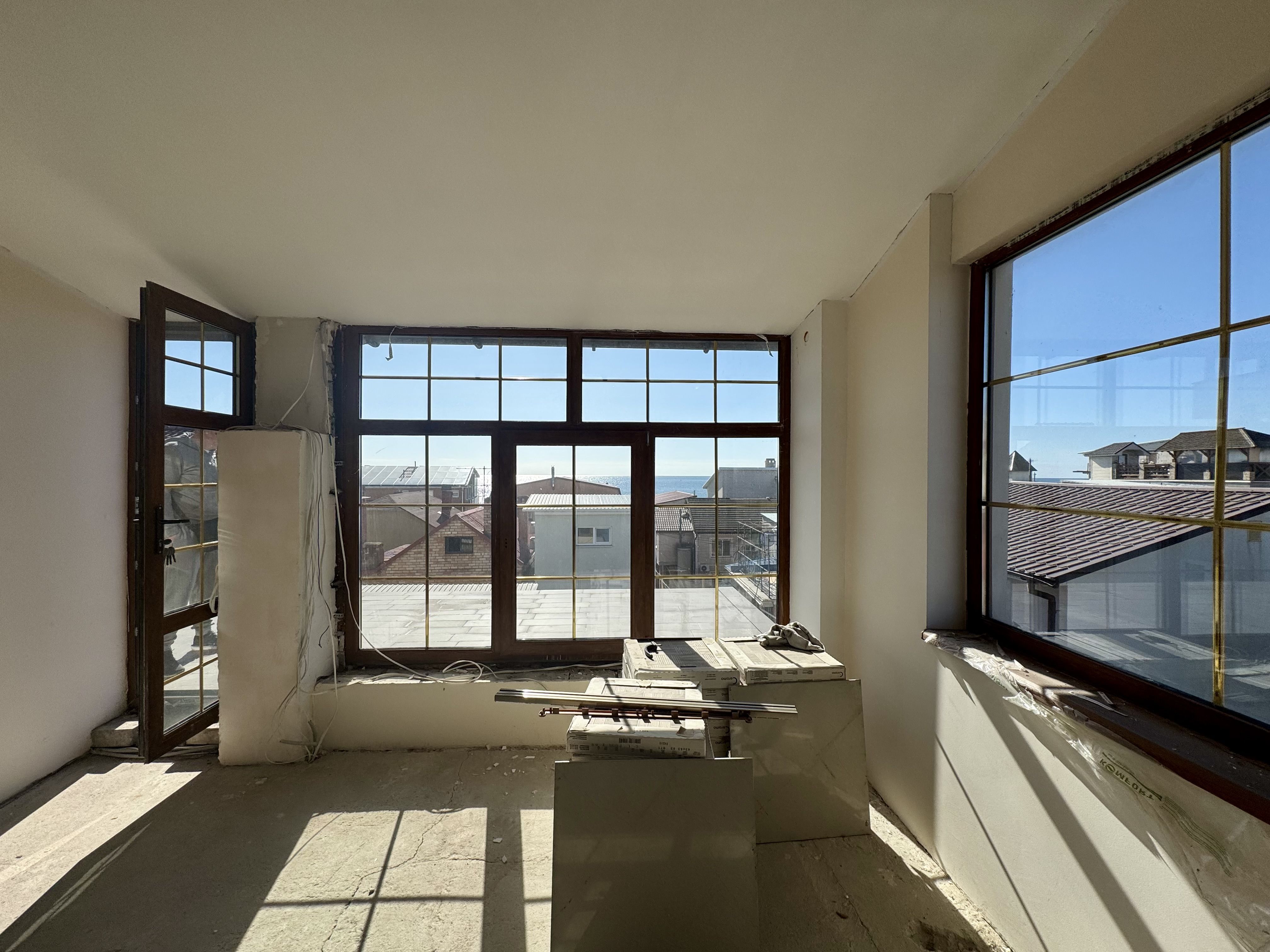 Гостиница у моря 620 кв м., в районе Совиньон/пляж Посейдон. ID 54110 (Фото 10)