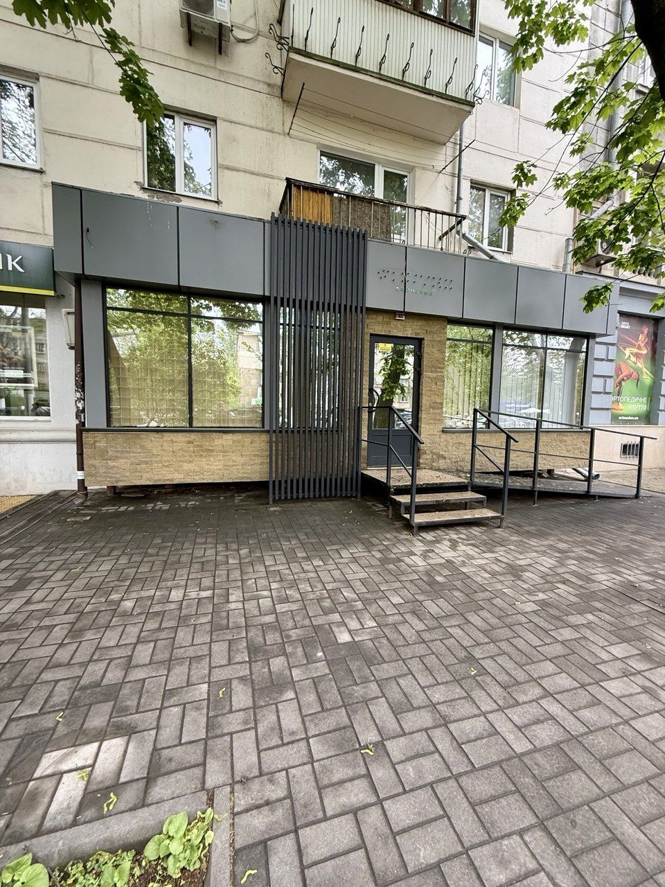 Аренда фасадного помещения 98 м² на проспекте Шевченко.  ID 54246 (Фото 1)