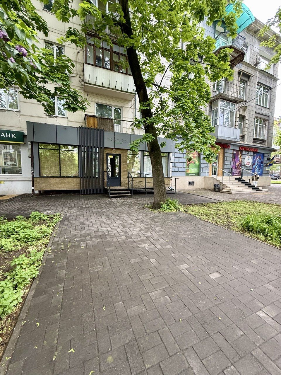 Аренда фасадного помещения 98 м² на проспекте Шевченко.  ID 54246 (Фото 2)