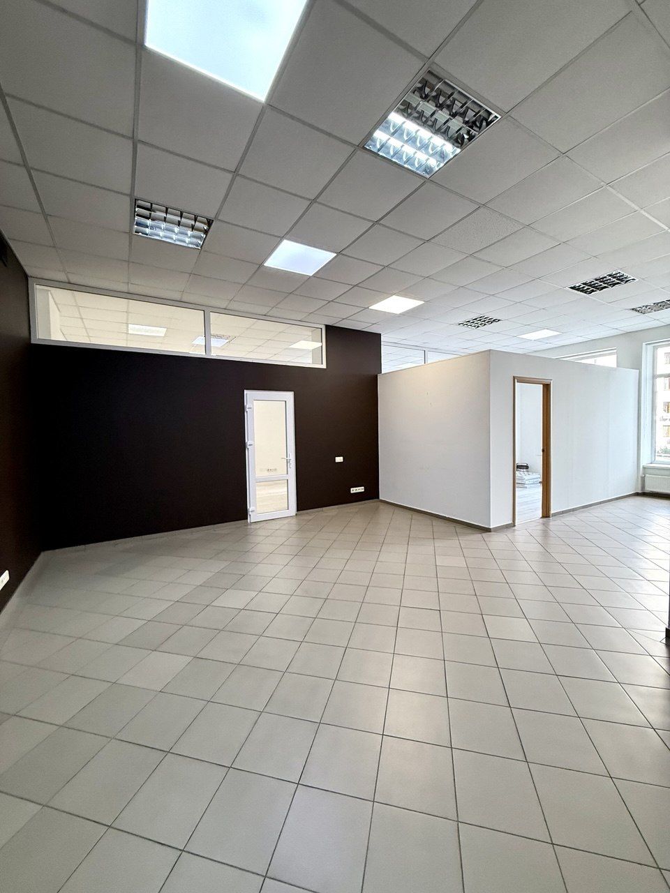 Аренда офиса 120 м² в ЖК «Мерседес» у парка Шевченко ID 25505 (Фото 2)