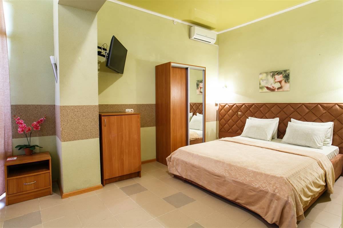 Гостиница в Коблево, 1 линия моря, 1192 м², участок с Госактом ID 54409 (Фото 10)